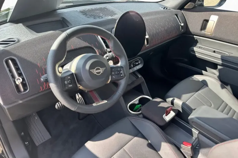 MINI John Cooper Works Countryman din 2024 cu 26.048 km - oferta MIN149408 - foto 13