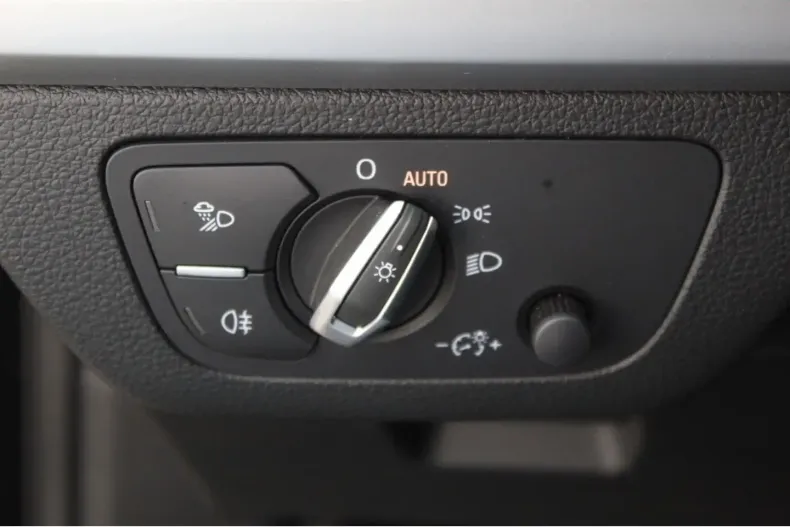 Audi Q5 din 2021 cu 91.500 km - oferta AUD149421 - foto 10