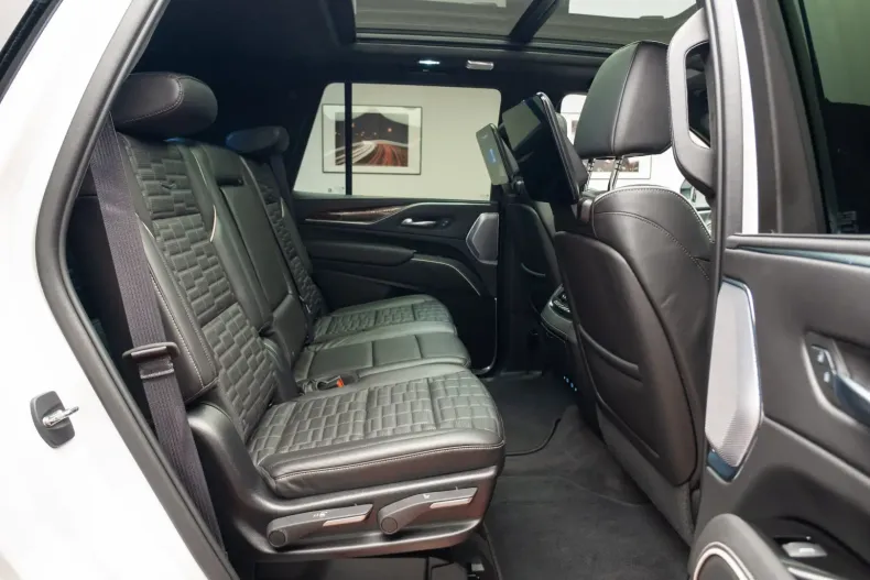 Cadillac Escalade din 2024 cu 24.000 km - oferta CAD149424 - foto 27