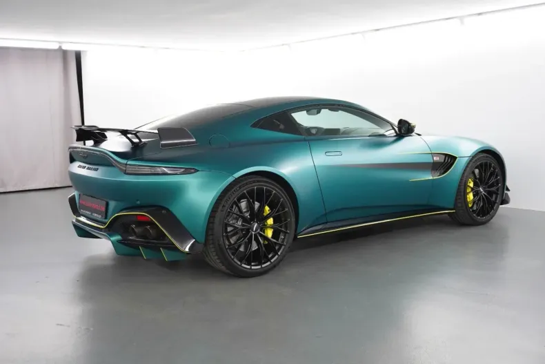 Aston Martin V8 Vantage din 2024 cu 22.829 km - oferta AST149426 - foto 6