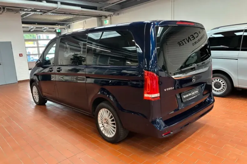 Mercedes-Benz V 220 din 2022 cu 49.800 km - oferta MER149429 - foto 4