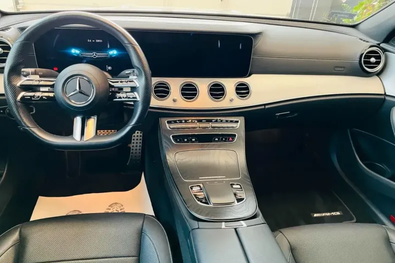 Mercedes-Benz E 400 din 2023 cu 22.000 km - oferta MER149438 - foto 5