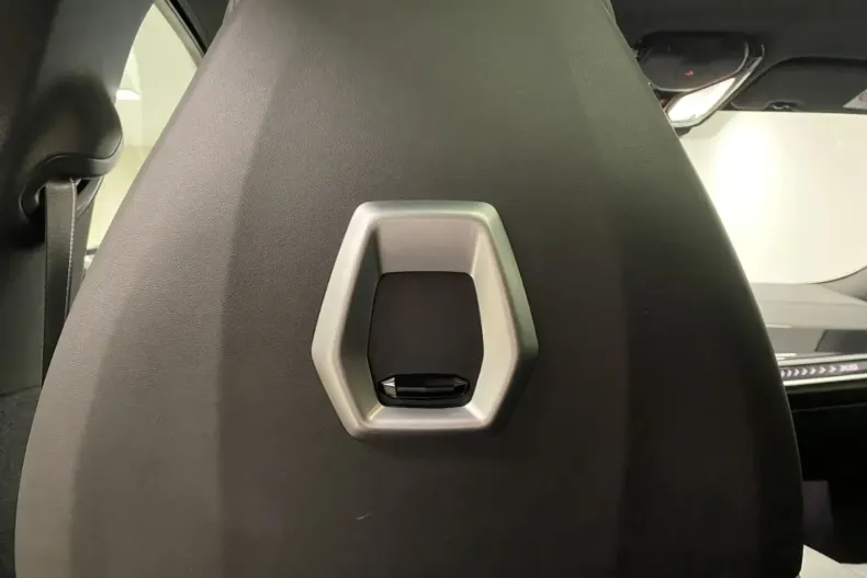 BMW X6 din 2025 cu 13.623 km - oferta BMW149439 - foto 17