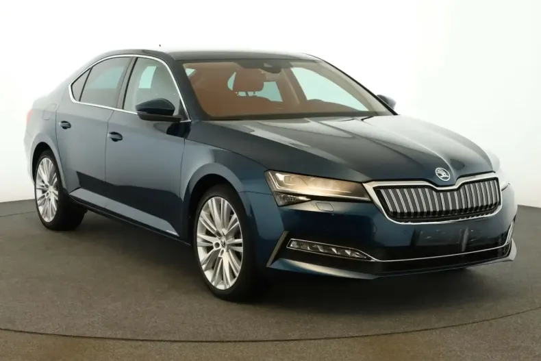 Skoda Superb din 2022 cu 37.600 km - oferta SKO149440 - foto 3