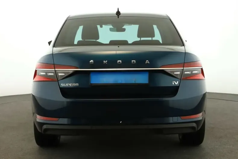 Skoda Superb din 2022 cu 37.600 km - oferta SKO149440 - foto 5