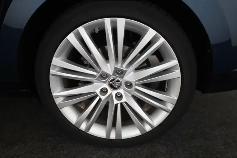 Skoda Superb din 2022 cu 37.600 km - oferta SKO149440 - foto 18