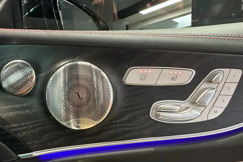 Mercedes-Benz E 53 AMG din 2023 cu 23.003 km - oferta MER149499 - foto 23