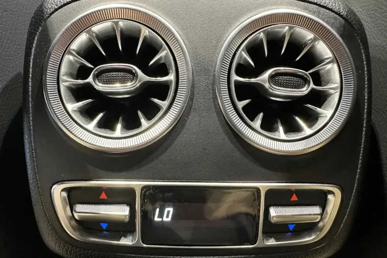 Mercedes-Benz E 53 AMG din 2023 cu 23.003 km - oferta MER149499 - foto 27