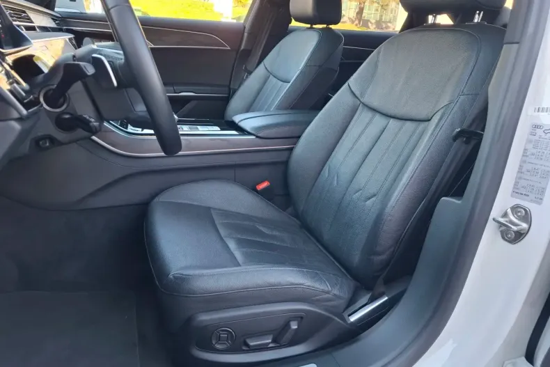 Audi A8 din 2022 cu 49.537 km - oferta AUD149502 - foto 9