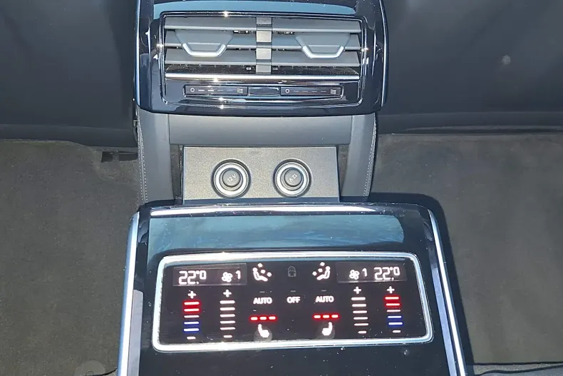 Audi A8 din 2022 cu 49.537 km - oferta AUD149502 - foto 14