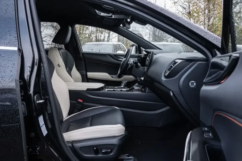 Lexus NX 450h din 2022 cu 88.847 km - oferta LEX149512 - foto 10