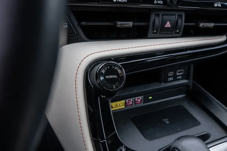 Lexus NX 450h din 2022 cu 88.847 km - oferta LEX149512 - foto 18