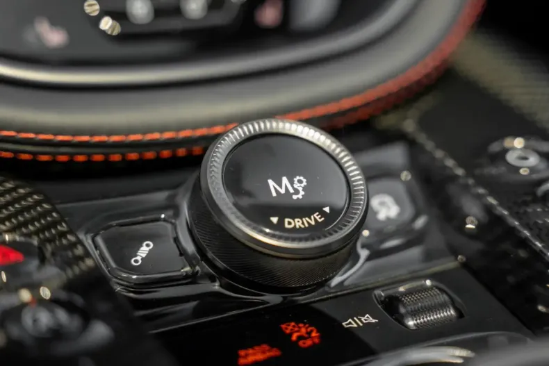 Aston Martin DBX din 2024 cu 5.100 km - oferta AST149555 - foto 21