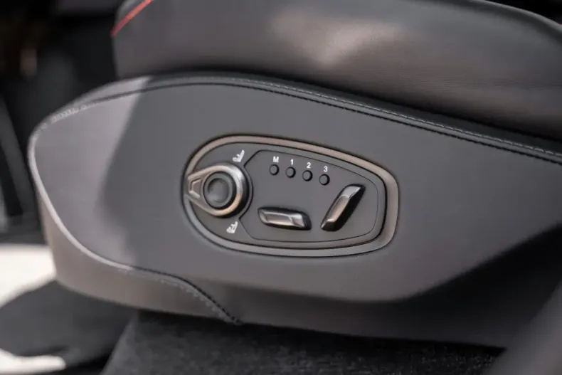 Aston Martin DBX din 2024 cu 5.100 km - oferta AST149555 - foto 30