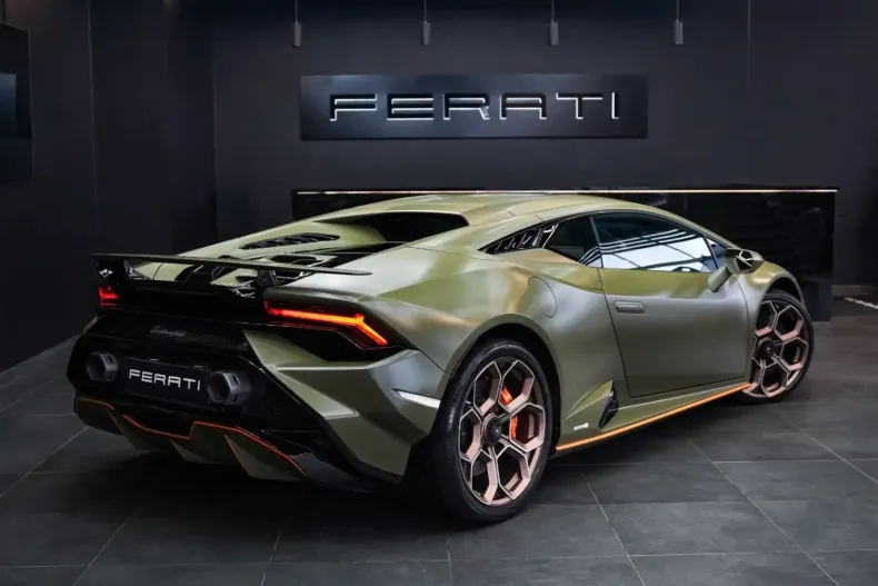 Lamborghini Huracán din 2023 cu 13.500 km - oferta LAM149556 - foto 2