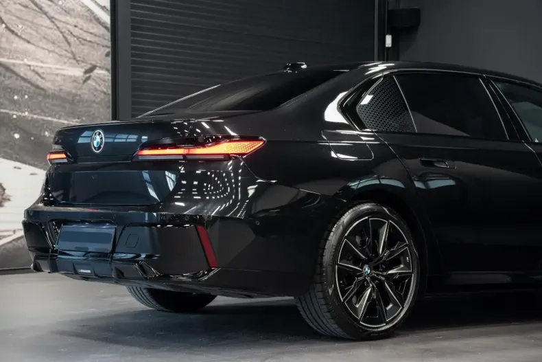 BMW 740 din 2023 cu 55.256 km - oferta BMW149559 - foto 19