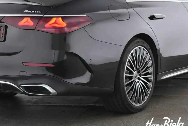 Mercedes-Benz E 300 din 2024 cu 20.343 km - oferta MER149561 - foto 3
