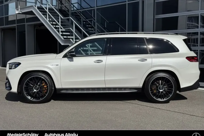 Mercedes-Benz GLS 63 din 2023 cu 11.432 km - oferta MER149563 - foto 3