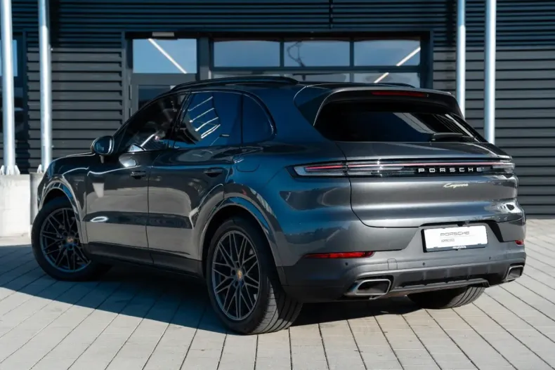 Porsche Cayenne din 2024 cu 46.950 km - oferta POR149565 - foto 3