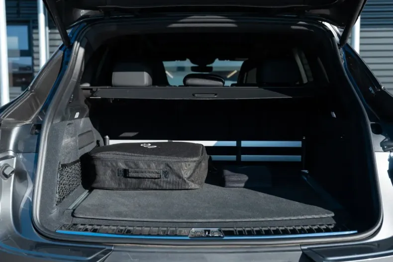 Porsche Cayenne din 2024 cu 46.950 km - oferta POR149565 - foto 36