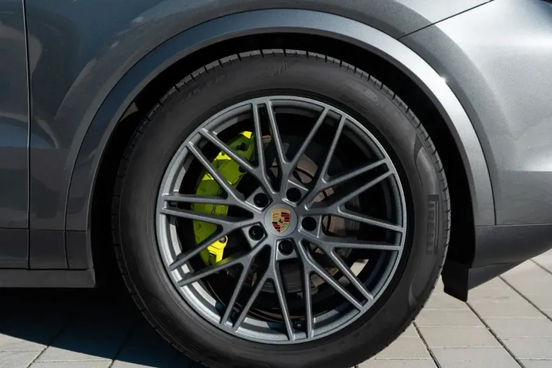 Porsche Cayenne din 2024 cu 46.950 km - oferta POR149565 - foto 46