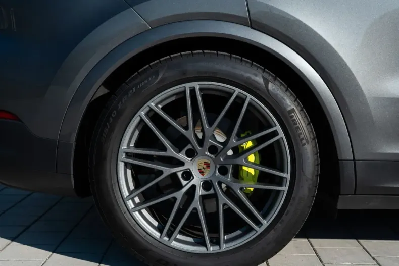Porsche Cayenne din 2024 cu 46.950 km - oferta POR149565 - foto 48