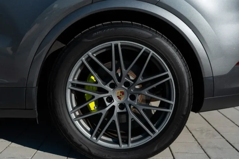 Porsche Cayenne din 2024 cu 46.950 km - oferta POR149565 - foto 50