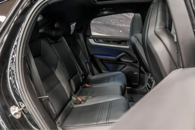 Porsche Cayenne din 2024 cu 33.250 km - oferta POR149568 - foto 22