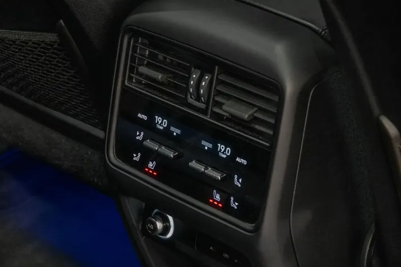 Porsche Cayenne din 2024 cu 33.250 km - oferta POR149568 - foto 23