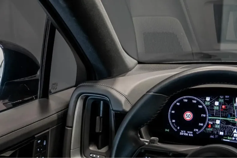 Porsche Cayenne din 2024 cu 33.250 km - oferta POR149568 - foto 44