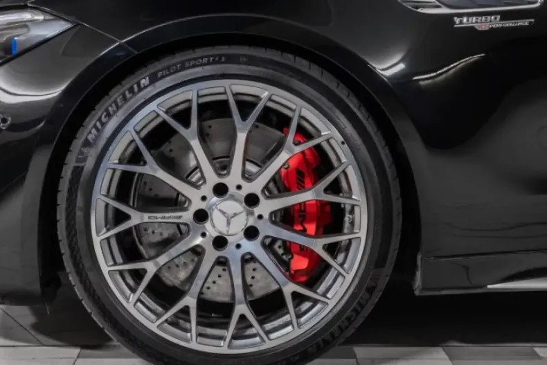 Mercedes-Benz C 63 AMG din 2024 cu 12.454 km - oferta MER149582 - foto 7