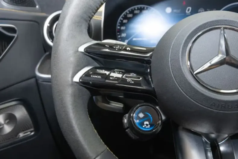 Mercedes-Benz C 63 AMG din 2024 cu 12.454 km - oferta MER149582 - foto 12