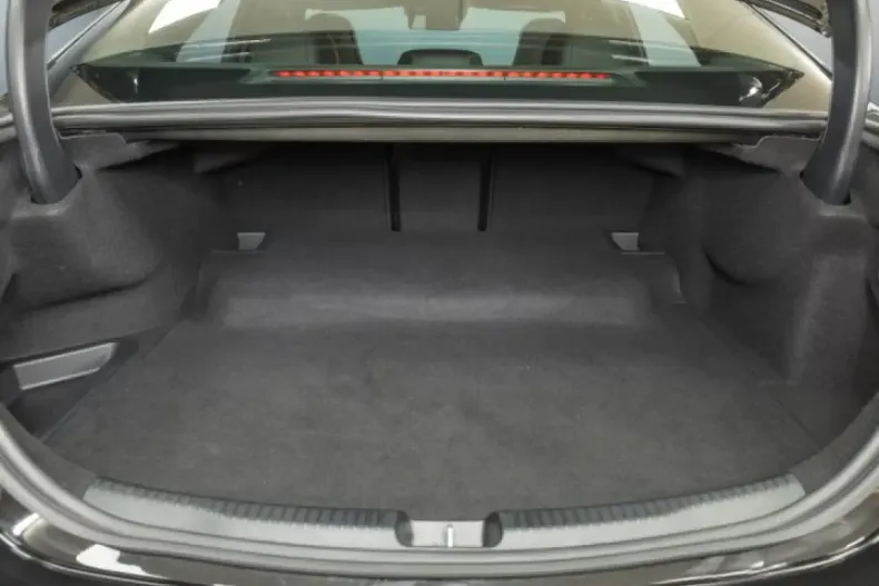 Mercedes-Benz C 63 AMG din 2024 cu 12.454 km - oferta MER149582 - foto 25