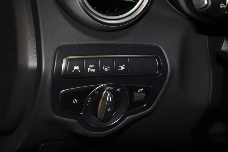 Mercedes-Benz C 43 AMG din 2023 cu 34.209 km - oferta MER149584 - foto 8