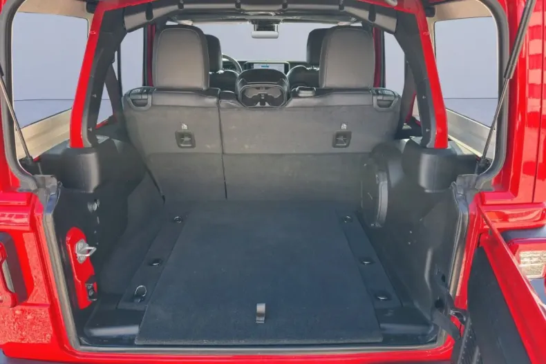 Jeep Wrangler din 2024 cu 16.200 km - oferta JEE149586 - foto 13