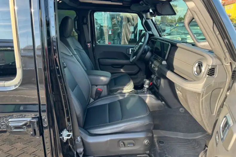 Jeep Wrangler din 2024 cu 15.950 km - oferta JEE149587 - foto 8