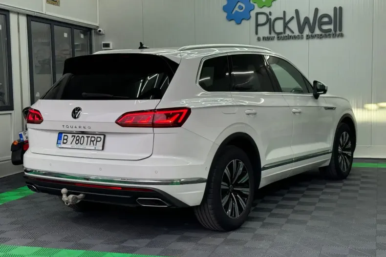 Volkswagen Touareg din 2020 cu 61.342 km - oferta VOL149589 - foto 8