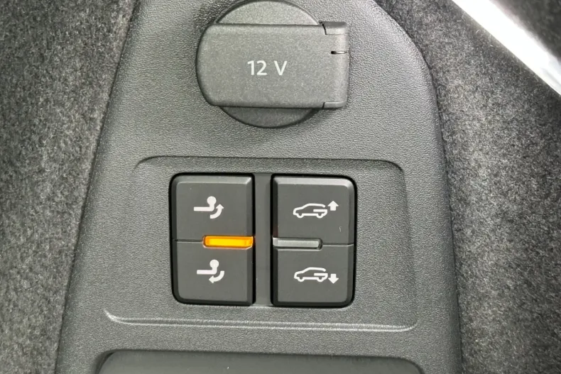 Volkswagen Touareg din 2020 cu 61.342 km - oferta VOL149589 - foto 10