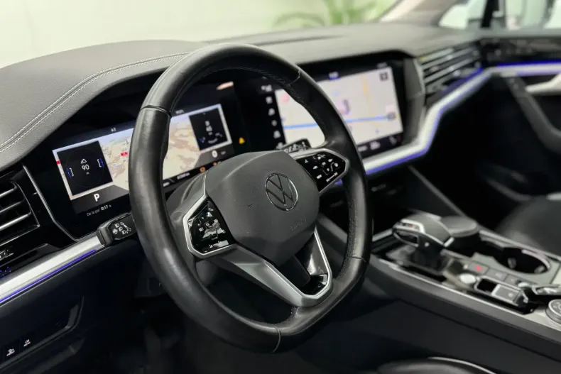 Volkswagen Touareg din 2020 cu 61.342 km - oferta VOL149589 - foto 11