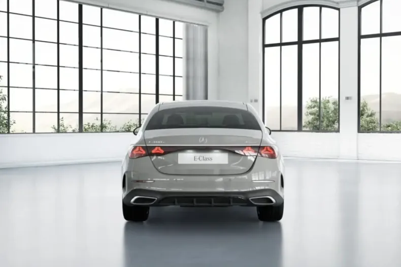 Mercedes-Benz E 400 din 2024 cu 23.065 km - oferta MER149596 - foto 4