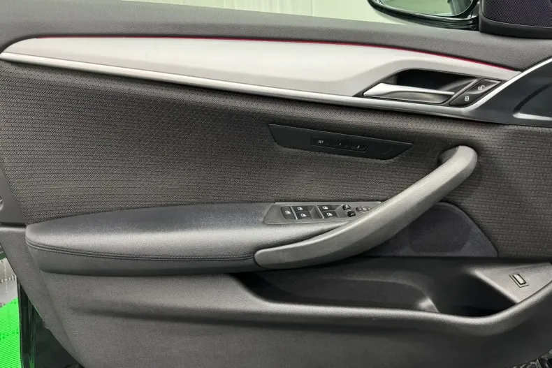 BMW 520 din 2021 cu 90.950 km - oferta BMW149598 - foto 12