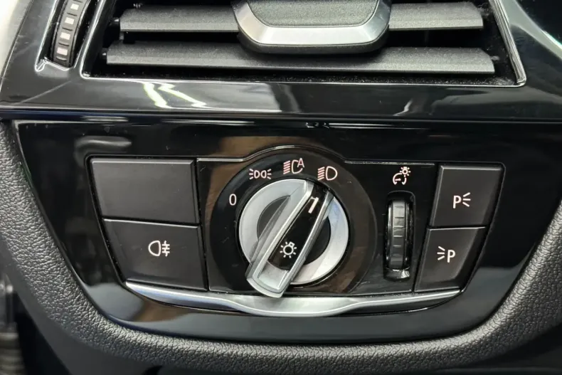 BMW 520 din 2021 cu 90.950 km - oferta BMW149598 - foto 24