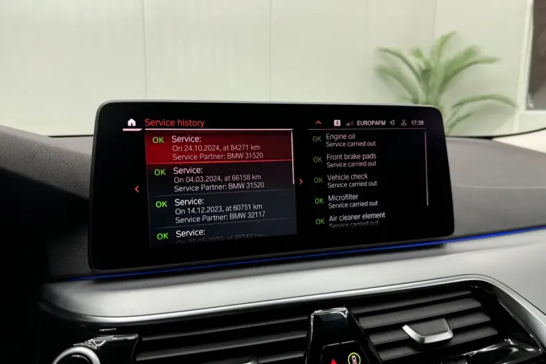 BMW 520 din 2021 cu 90.950 km - oferta BMW149598 - foto 31