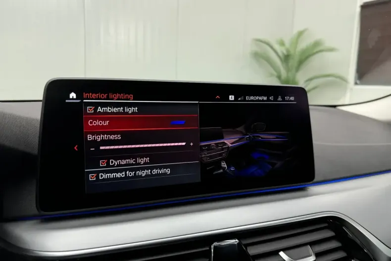 BMW 520 din 2021 cu 90.950 km - oferta BMW149598 - foto 34