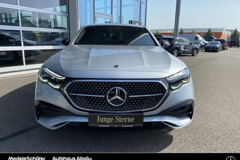 Mercedes-Benz E 400 din 2024 cu 14.107 km - oferta MER149599 - foto 3