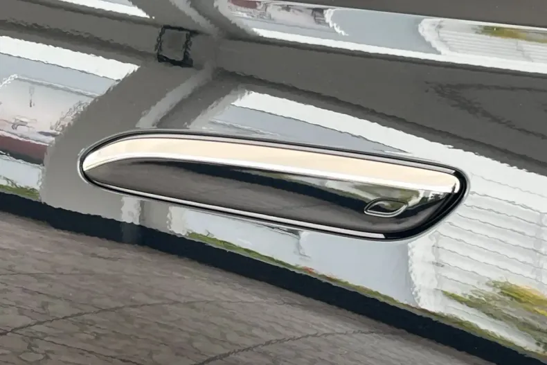 Mercedes-Benz E 400 din 2024 cu 4.396 km - oferta MER149602 - foto 22