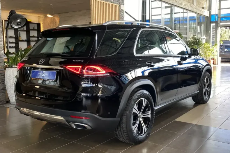 Mercedes-Benz GLE 350 din 2021 cu 59.732 km - oferta MER149603 - foto 8