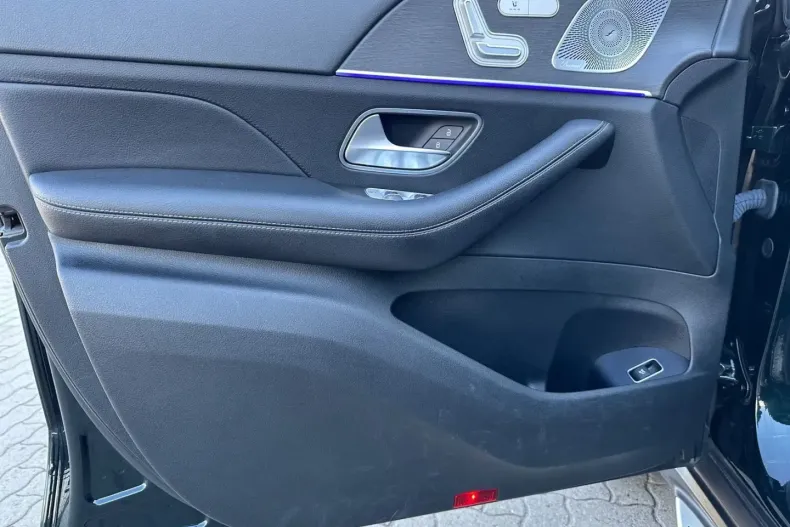 Mercedes-Benz GLE 350 din 2021 cu 91.730 km - oferta MER149609 - foto 16