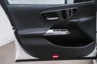 Mercedes-Benz E 200 din 2024 cu 11.689 km - oferta MER149611 - foto 10