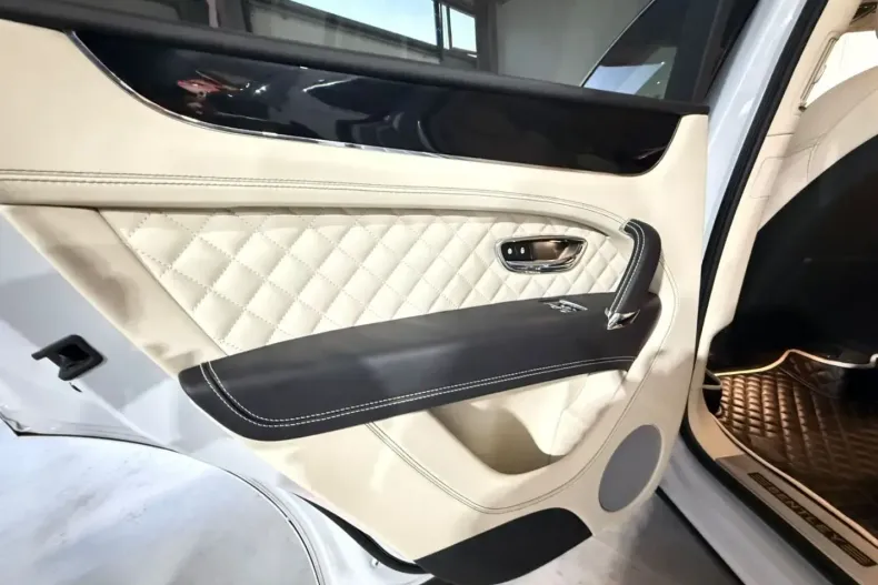 Bentley Bentayga din 2020 cu 65.500 km - oferta BEN149612 - foto 27